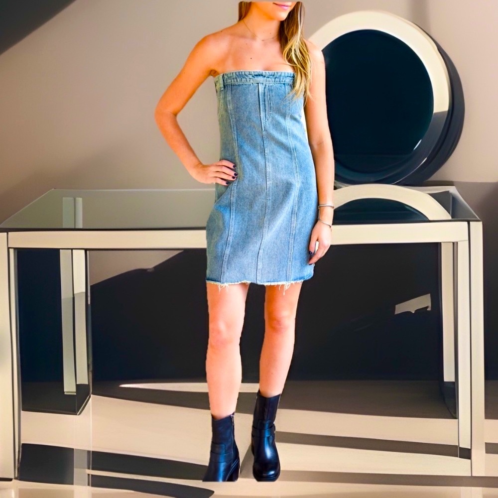 Honor the Gift Denim Strapless Mini Blue Dress W/Back Pockets & Zipper Raw Hem